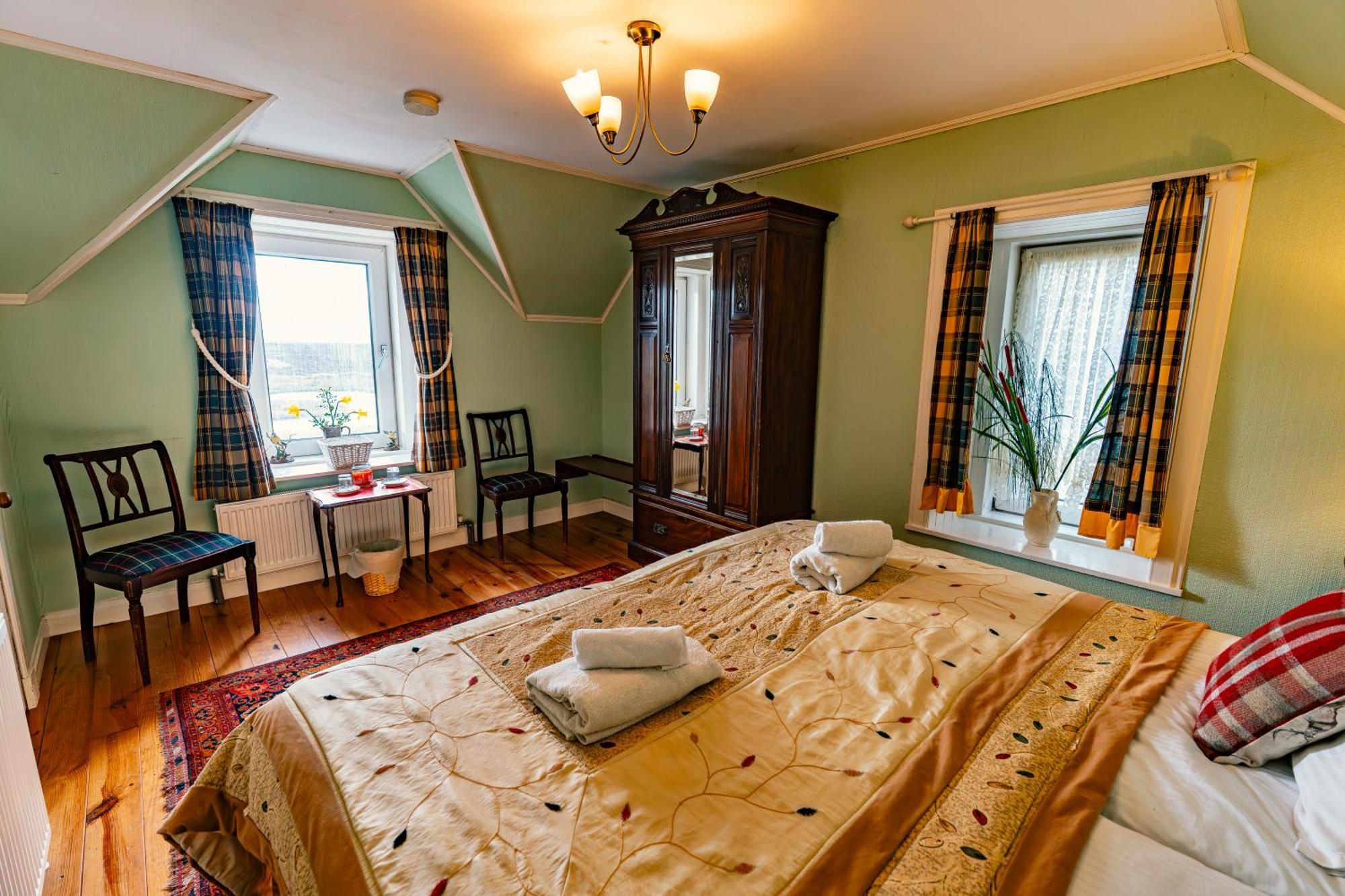 Garvault House Otel Kinbrace Oda fotoğraf